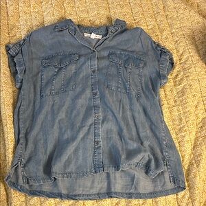 Light Blue Denim Button-Front Short Sleeve Top - Womens